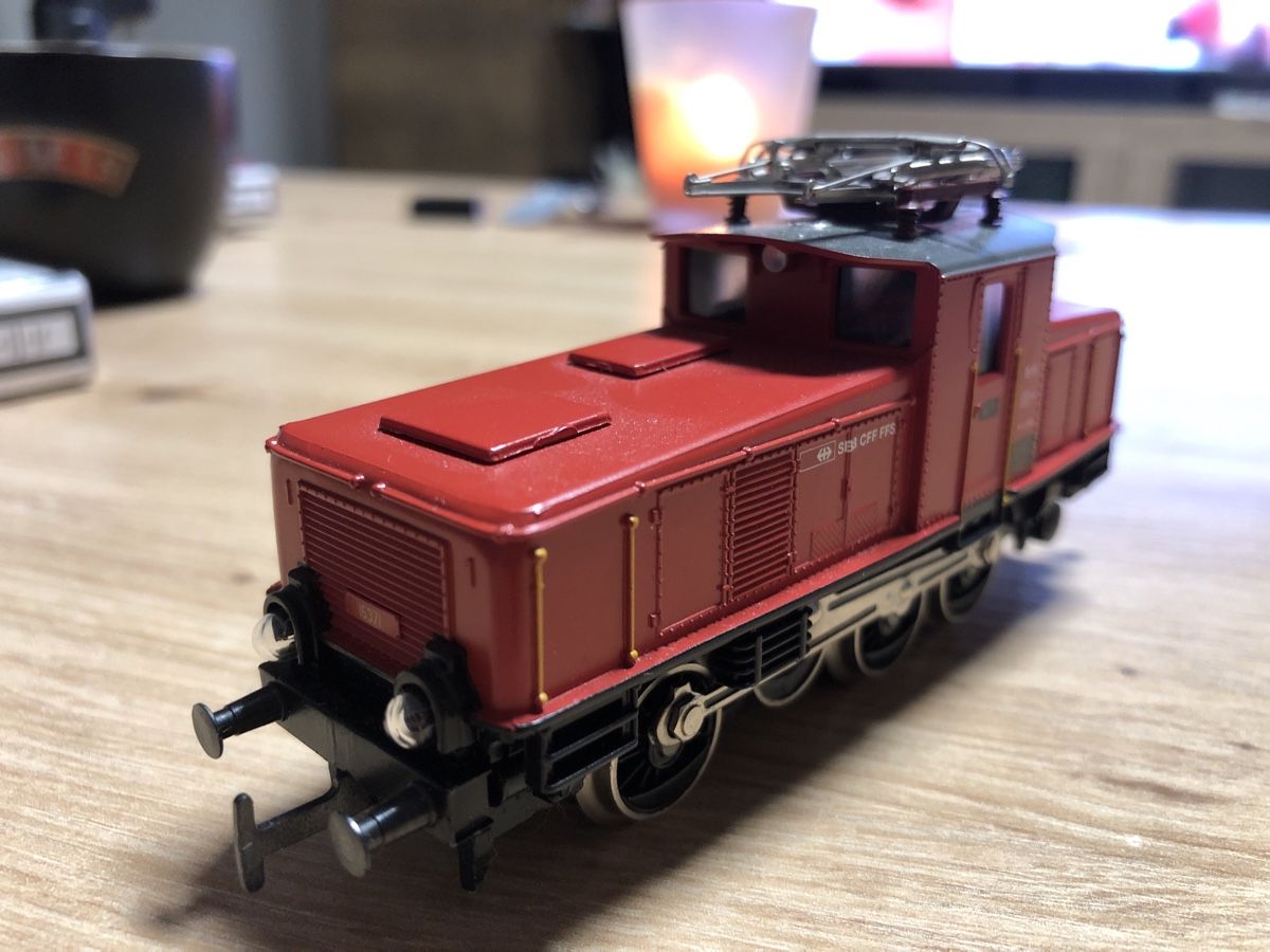 Märklin Modellini di ferrovie: Märklin Rangierlok Ee 3/3 Digital – Usato da Zürich venduto da empankin1968