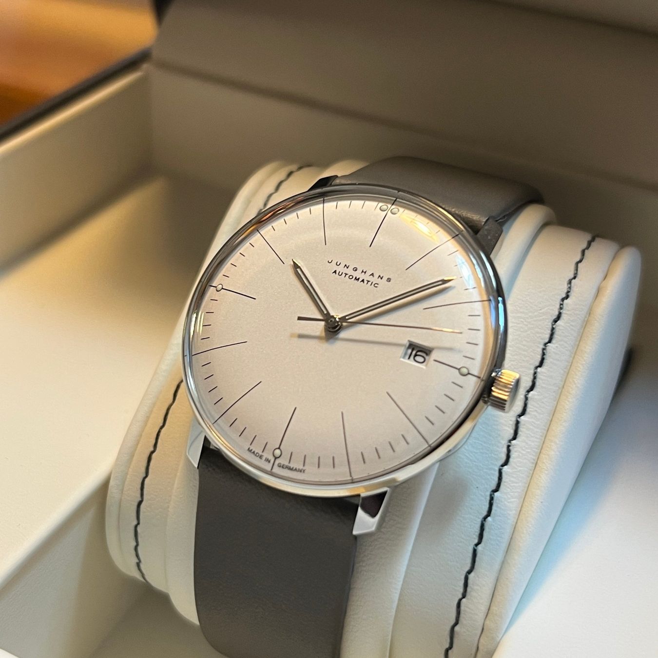 Junghans Montres: Junghans Max Bill Automatic Full Set 027/4002.48 – D'occasion à Carouge GE par Watchaser 2