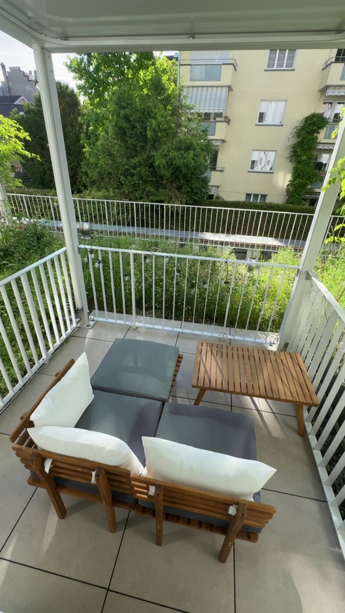 Divani: Garten Lounge Holz 186x65cm – Usato da Bern venduto da al.essia