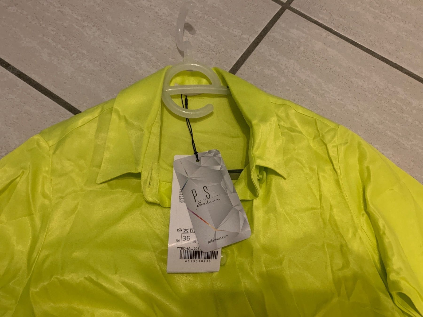Vestiti: Neue Kleid – Nuovo e nell'imballaggio originale da Lausen venduto da tiguan07 2