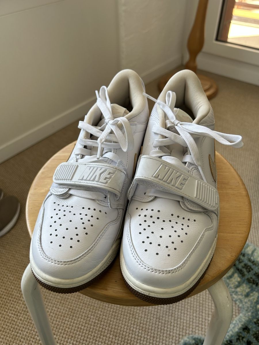 Jordan Damenschuhe: Nike jordan sneaker – Gebraucht aus Wohlen b. Bern von Honeypie