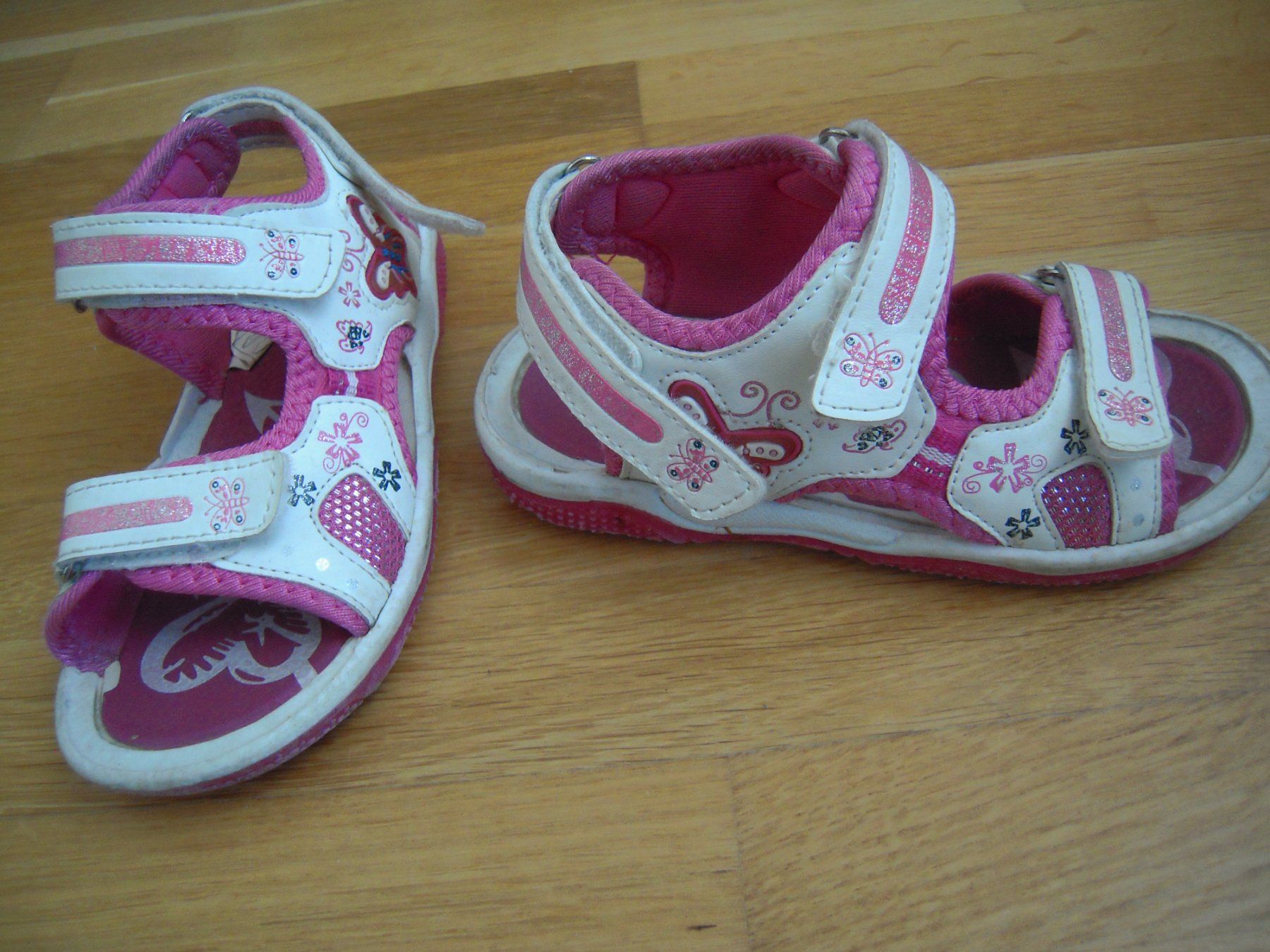 Scarpe per ragazze: Mädchen Sandalen Gr 28 – Usato da Uzwil venduto da visions77 2