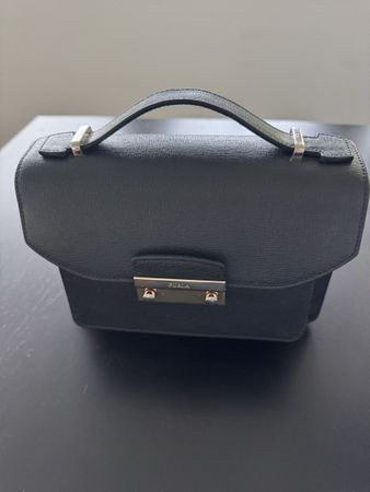 Furla Tasche Schwarz Top Zustand