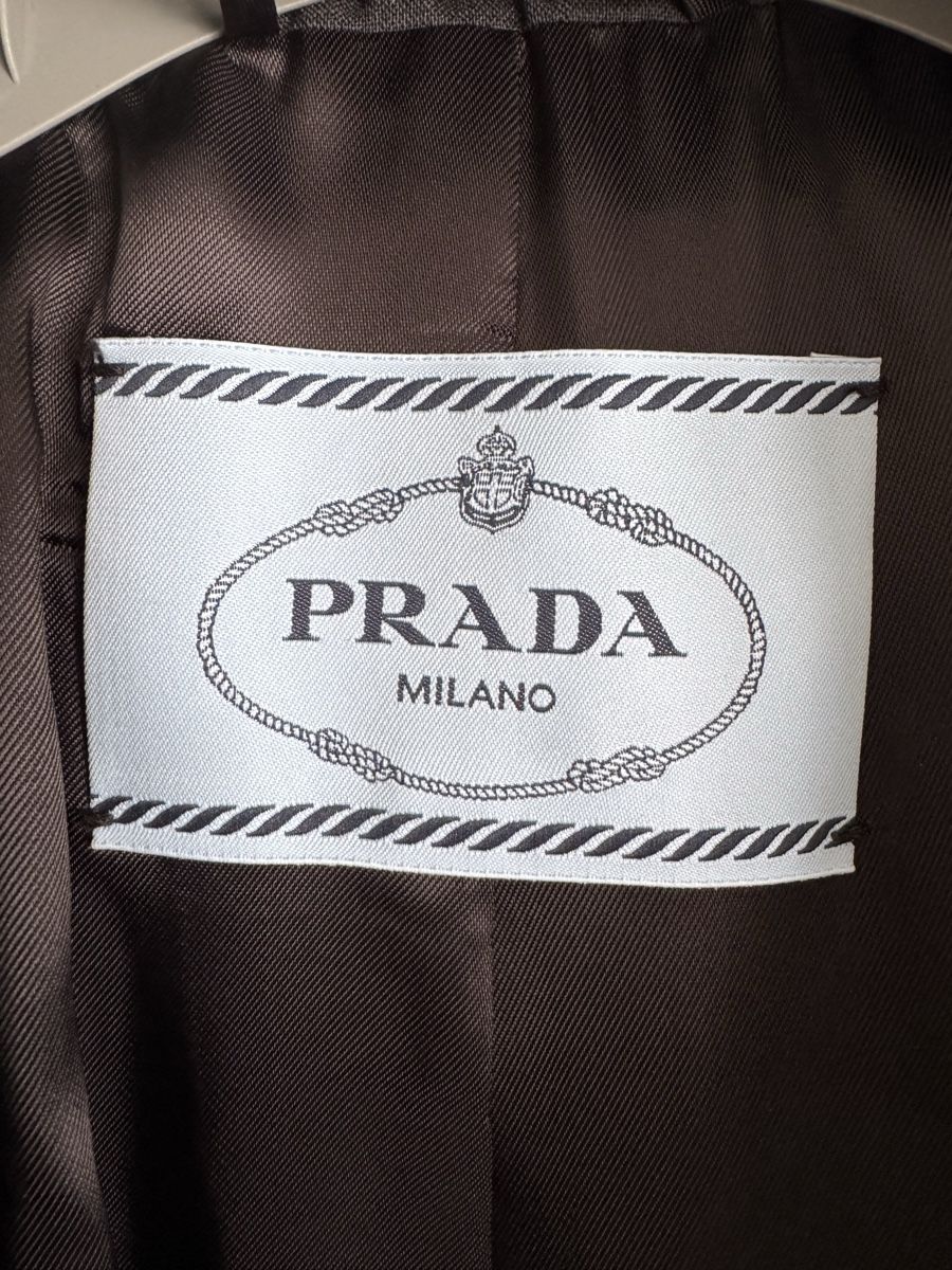 Prada Giacche: Prada blazer 100% Virgin wool, NEW – Nuovo (secondo la descrizione) da Dübendorf venduto da fra_h2bp 1