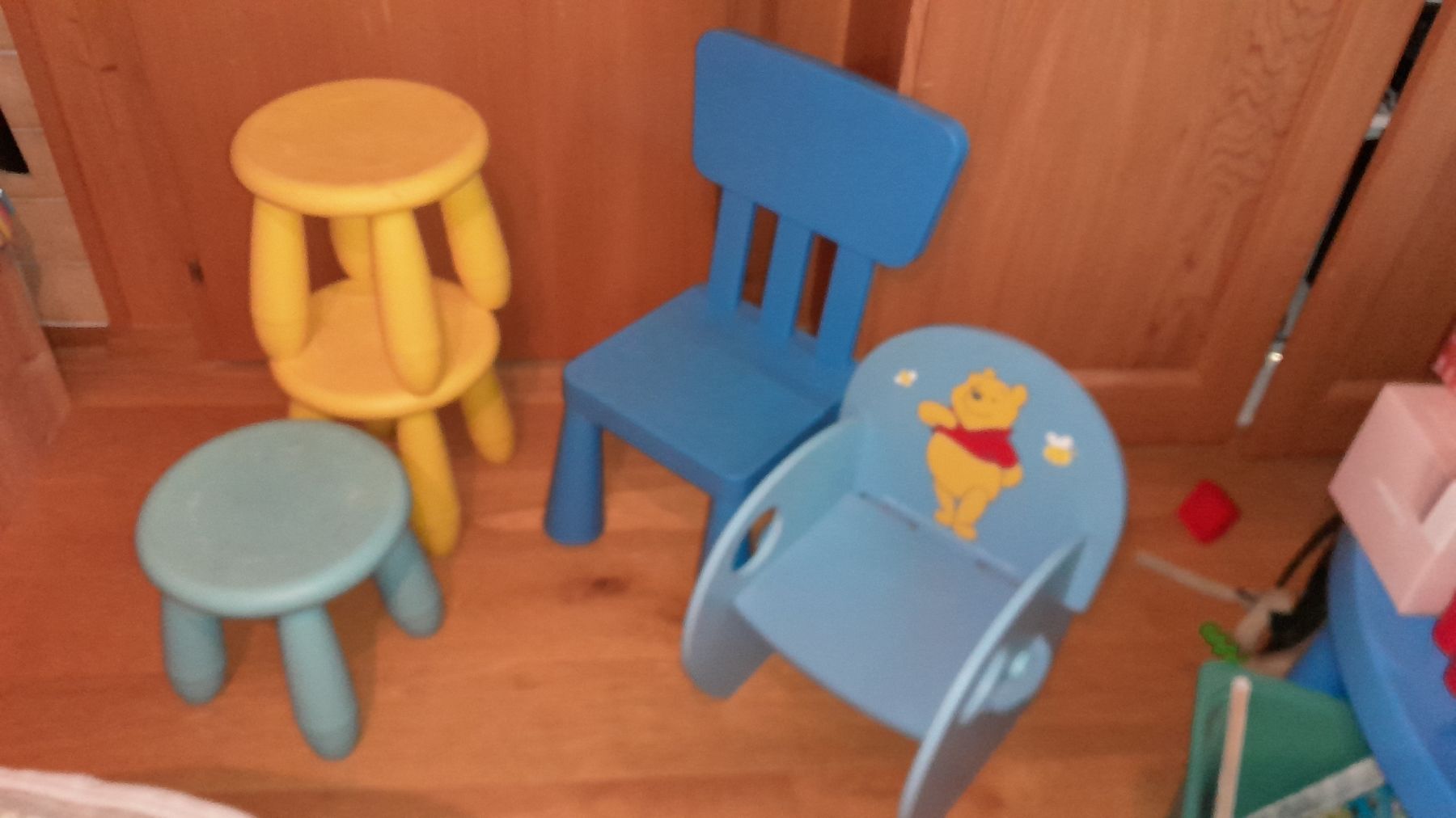 Sedie: Kinderstühle assortiert – Usato da Sumiswald venduto da Rotmy