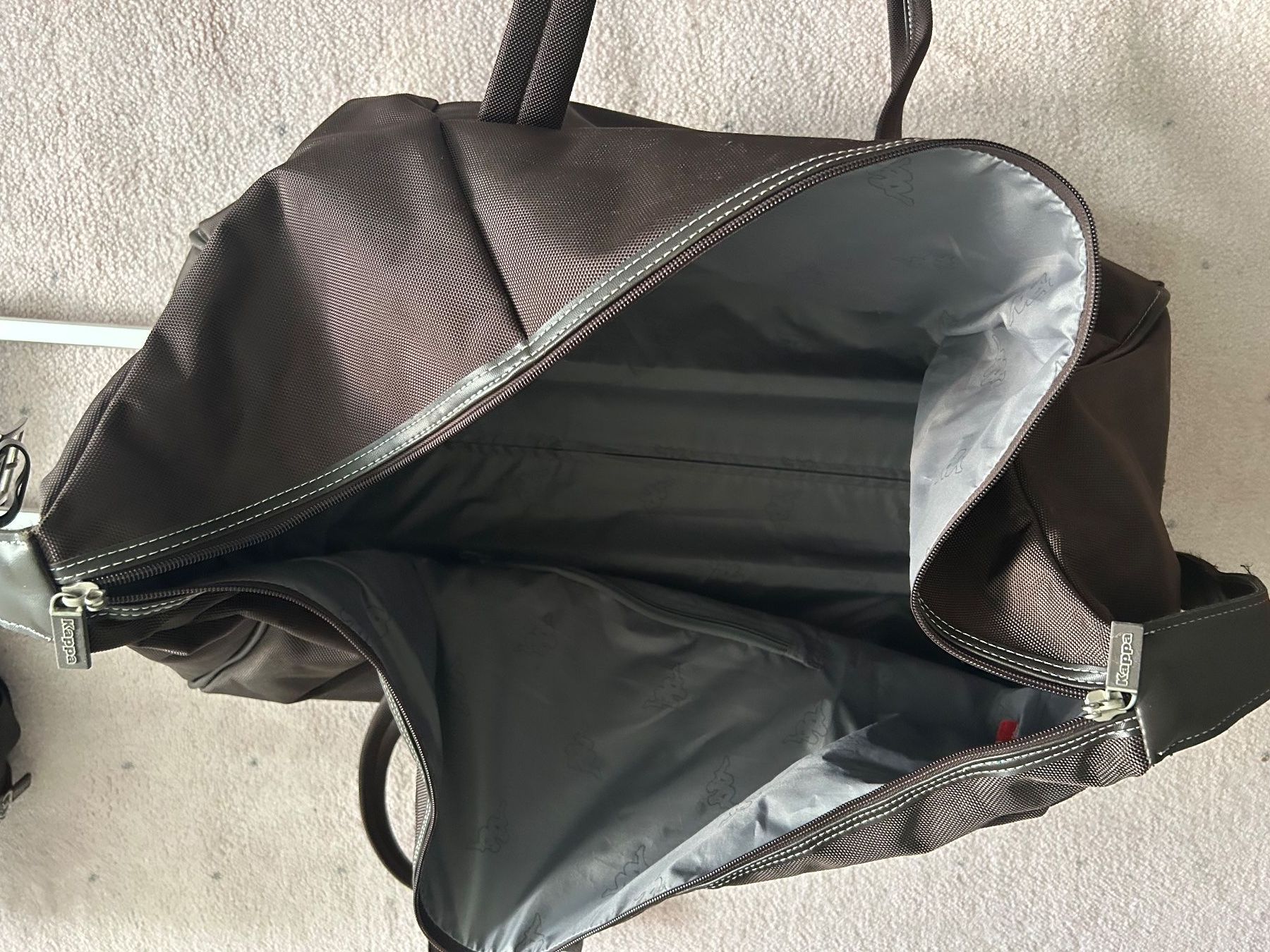 Kappa Taschen: Kappa Reisetasche mit Rollen – Gebraucht aus Zumikon von Uranus88