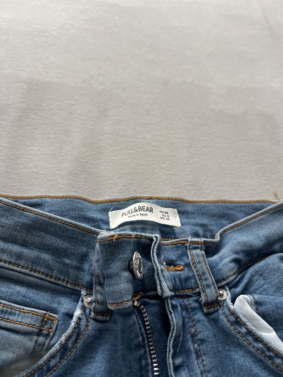 Pull&Bear Jeans: Pull&Bear Destroyed Jeans Gr. 34 – Gebraucht aus Wettingen von Jaaani 1