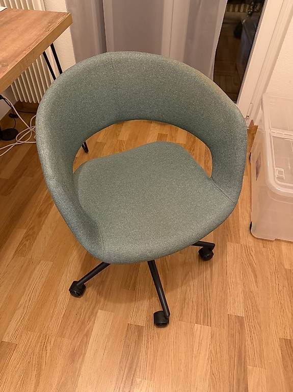 Chaises: Bürostuhl mit Rollen – D'occasion à Wabern par Naxn 1