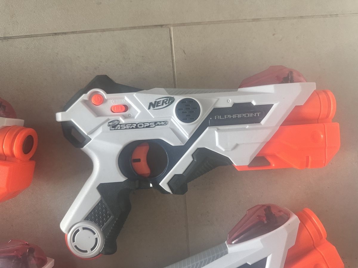 Nerf Giocattoli: 5 Nerf Laser Ops Pro Alphapoint Blaster Set gebraucht – Usato da Basel venduto da all_9hcj 4
