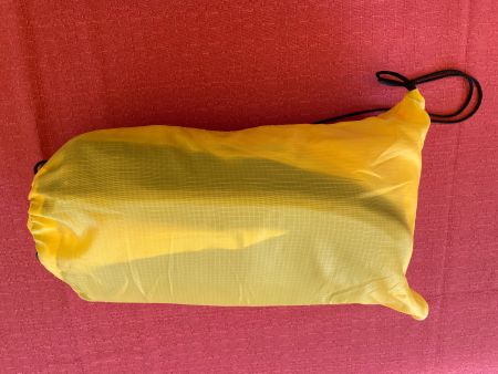 Airsofa mit Gigathlon Beschriftung