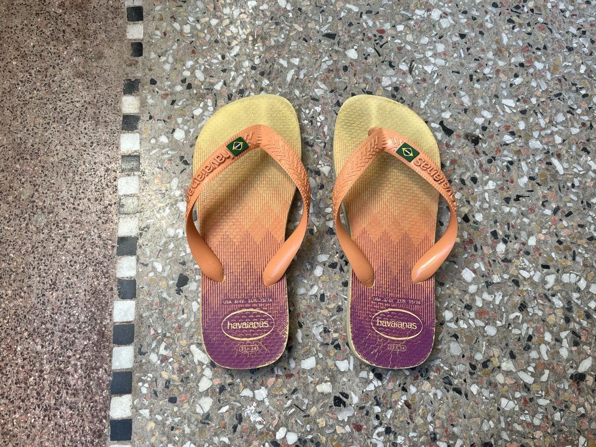 Havaianas Herrenschuhe: havaianas Gr.33/34 – Gebraucht aus Biel-Bienne von hachrig