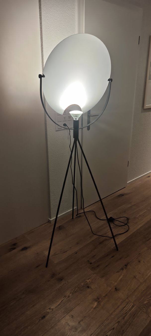 Lampade: My-Igor Two Side Stehlampe – Usato da Interlaken venduto da MikeAlmighty 1