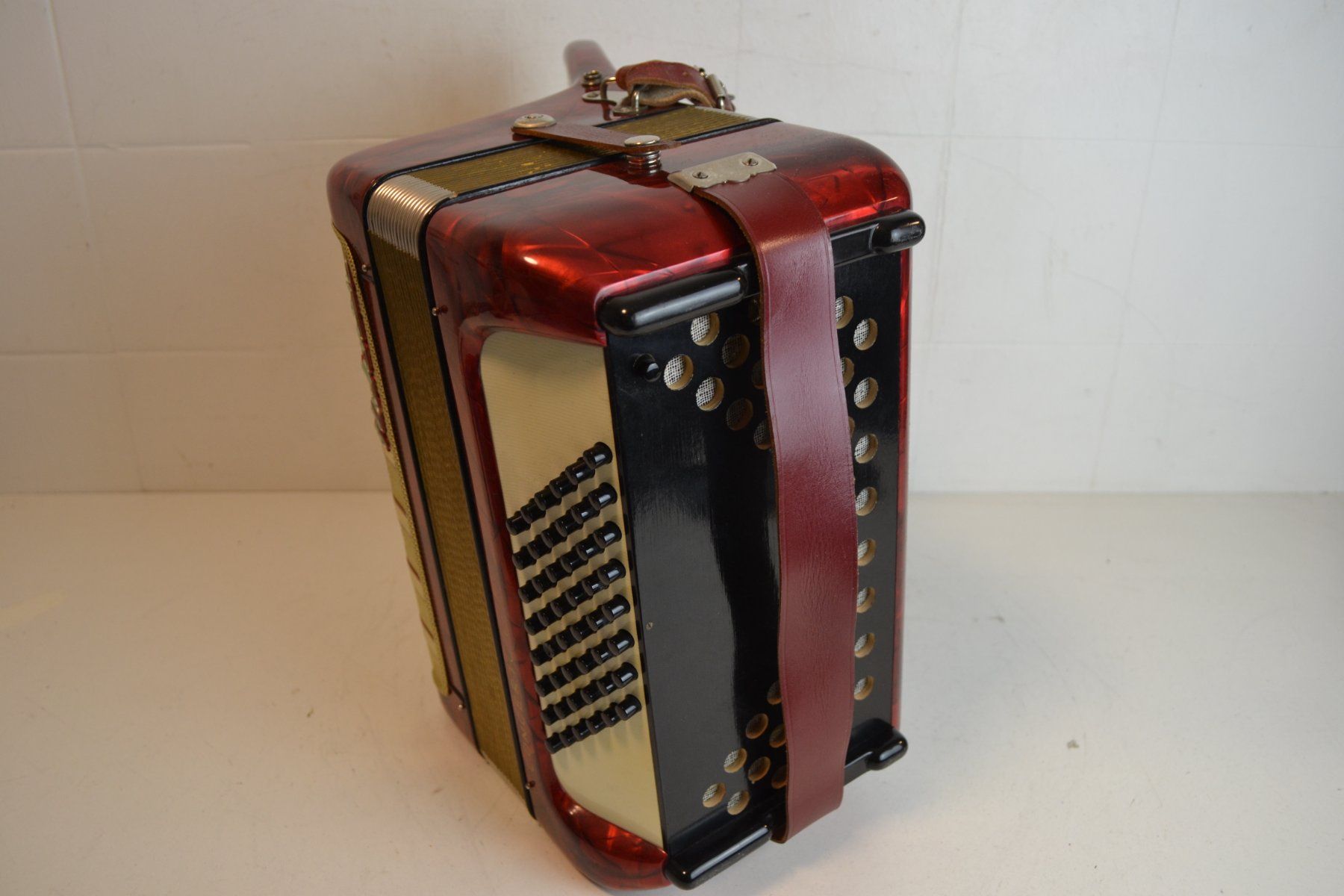 Hohner Strumenti musicali: Akkordeon chromatisch Hohner Concerto I – Usato da Zürich venduto da baumusik 8