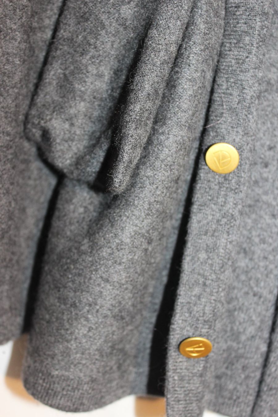 Giacche: Kaschmir-Cardigan, Gr. M/L – Usato da Basel venduto da Mila_Graf 4