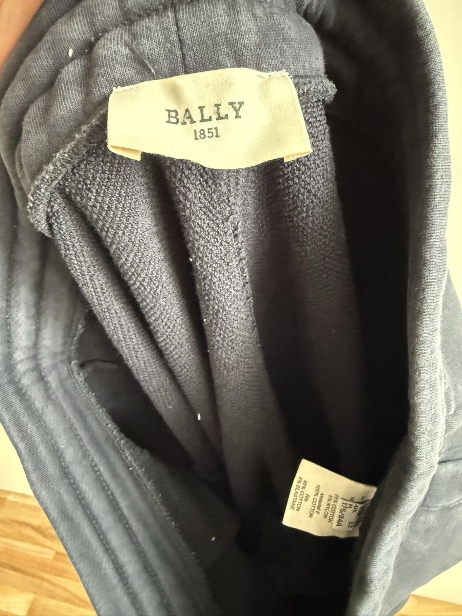 Bally Pantaloni: Bally Trainerhosen – Usato da Buchs AG venduto da MiWeFe17 4