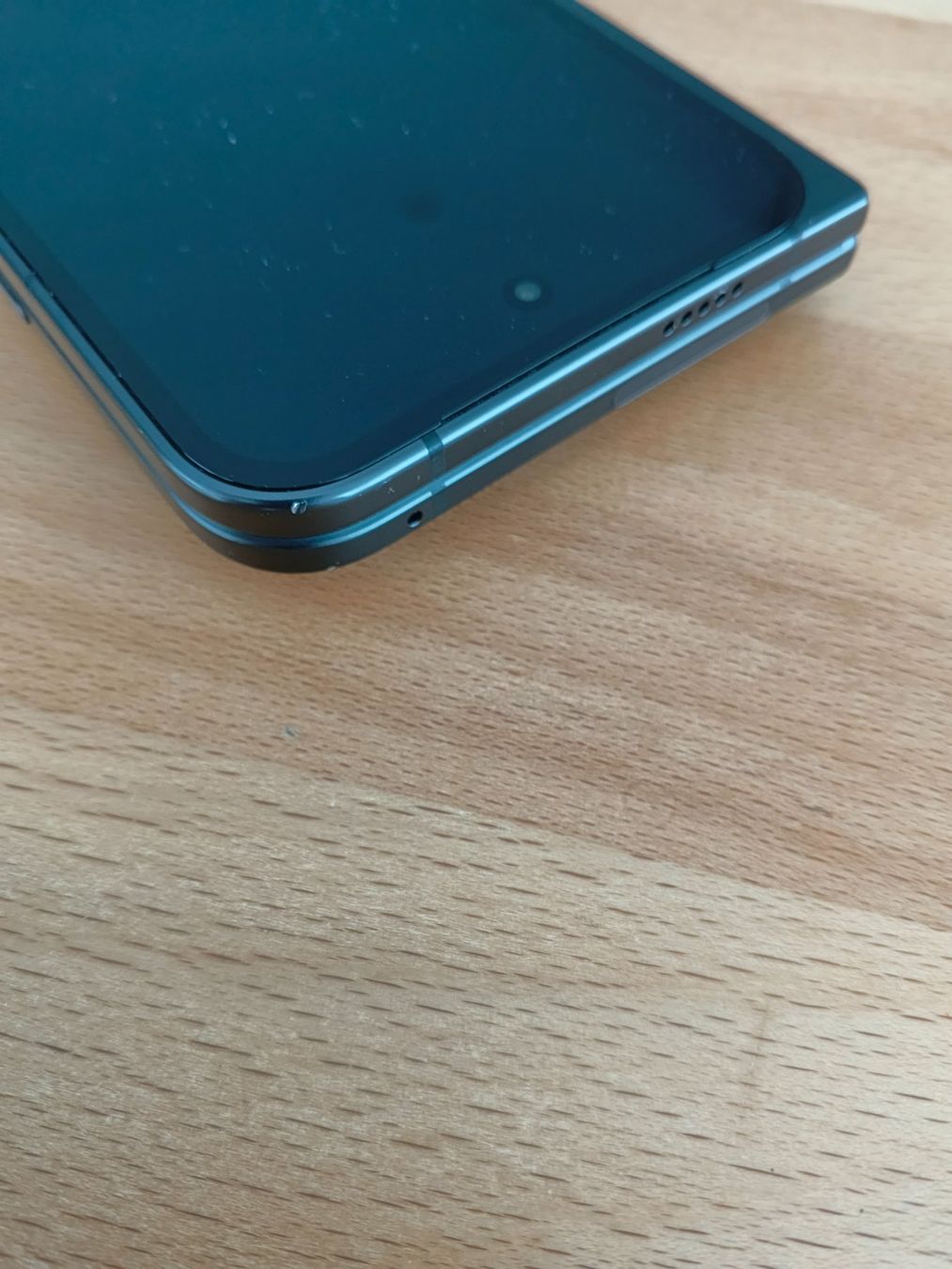 Google Telefoni cellulari / Smartphones: Google Pixel Fold 5G 512GB Obsidian - Top Zustand – Usato da Niederrohrdorf venduto da fi2_down 3