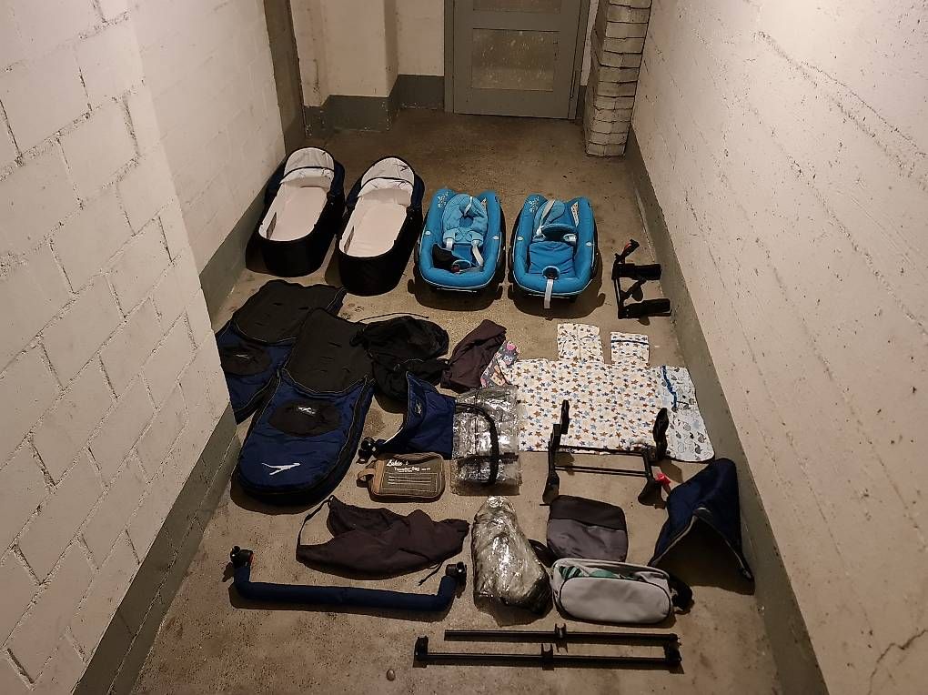 Carrozzine: Zwilings Kinderwagen  – Usato da Emmenbrücke venduto da D.S.L.L 1