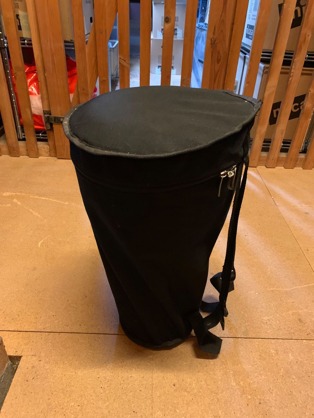 Strumenti musicali: DJEMBE neuwertig mit Tasche – Nuovo (secondo la descrizione) da Zürich venduto da Chefzgi 2