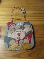 Annekabouke Embrance Life Baybi  Wichtel Schild