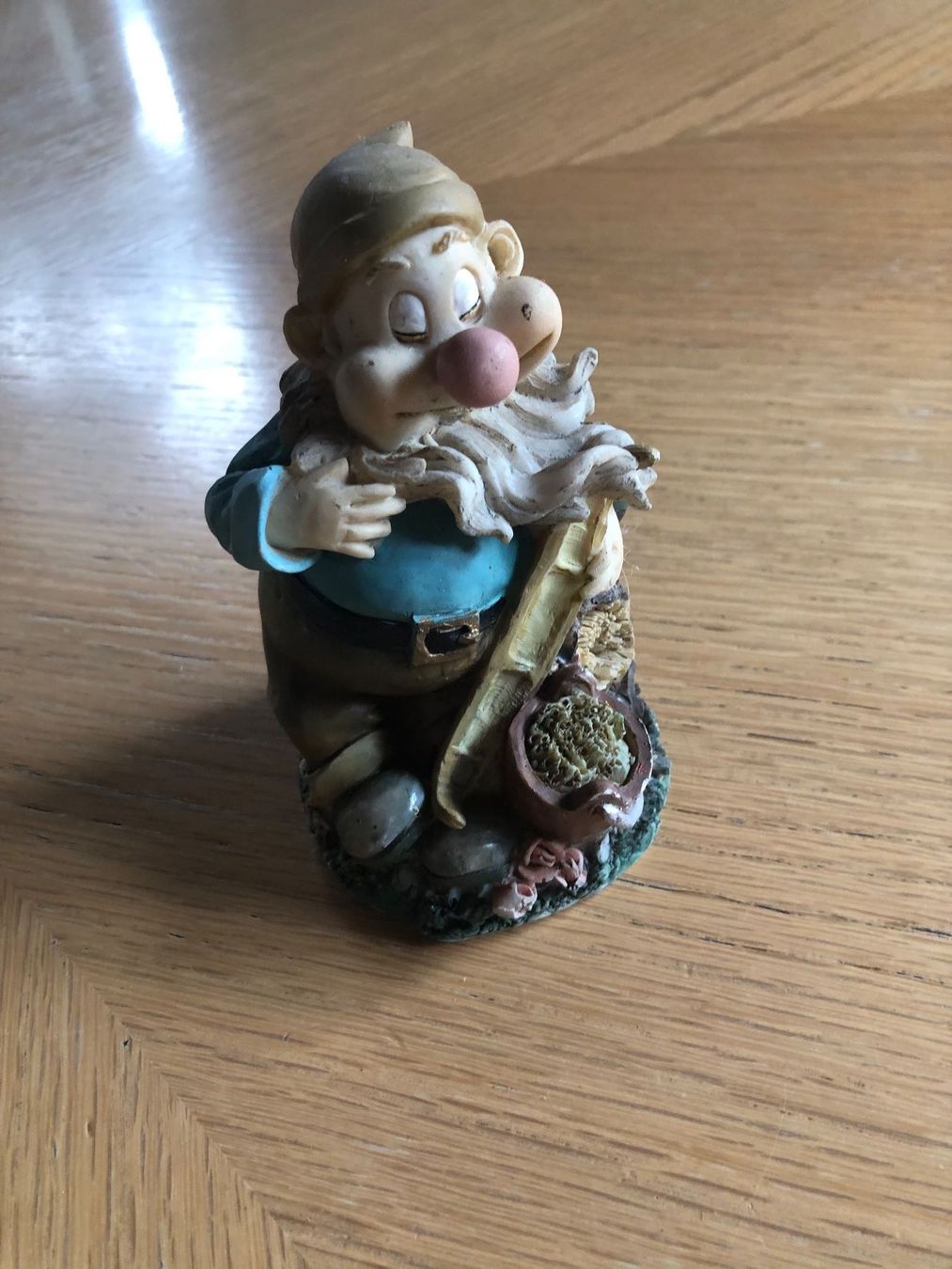 Alle Dekorationen: 9 teilige Herbstdeko Igel Pilz Eichhörnchen Zwerge – Gebraucht aus Schübelbach von Dolly990_2 5