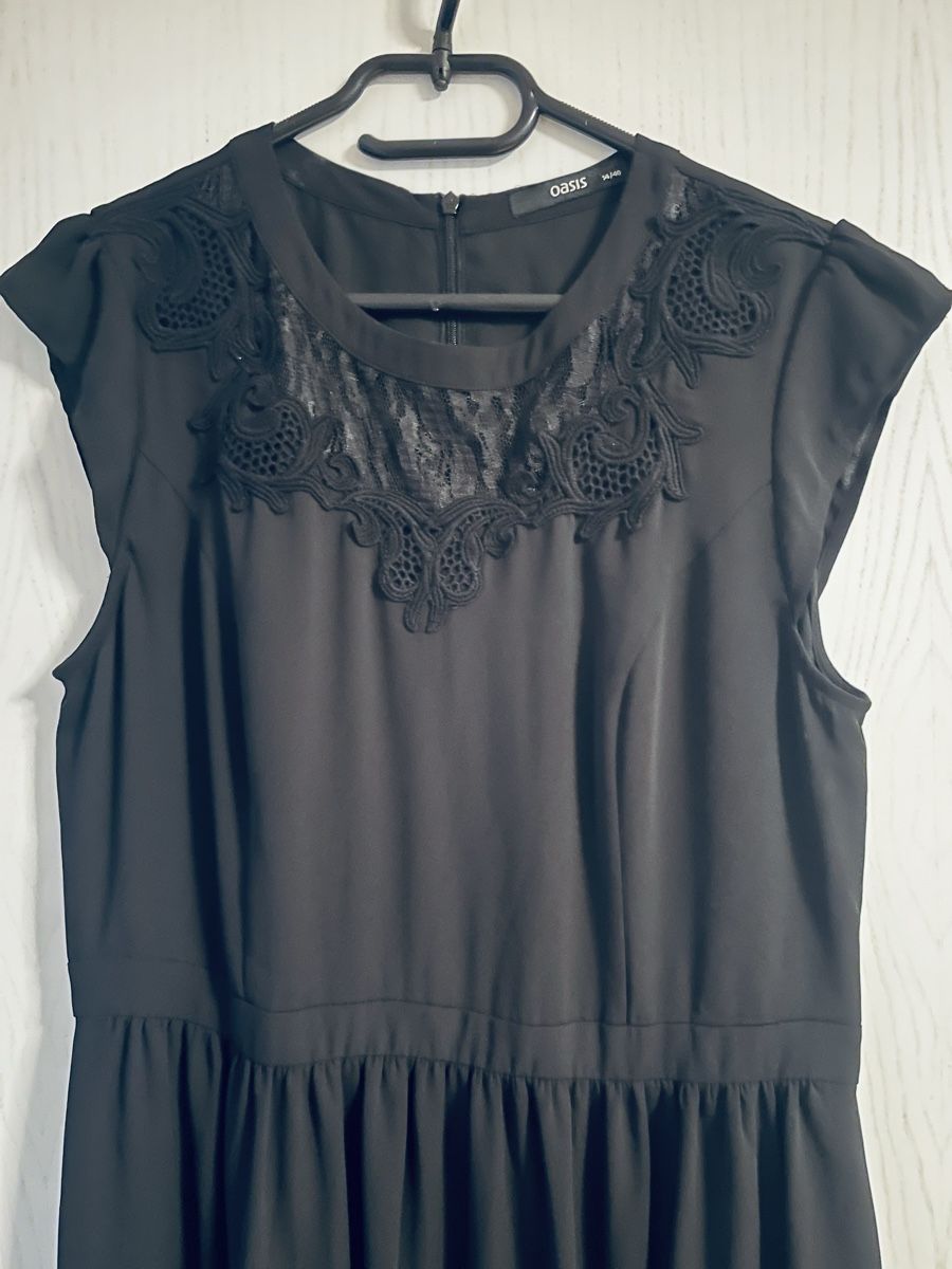 Vestiti: Oasis edles Damen Kleid mit Spitze Gr. 40 – Nuovo (secondo la descrizione) da Frauenfeld venduto da Repsol_Vani 2
