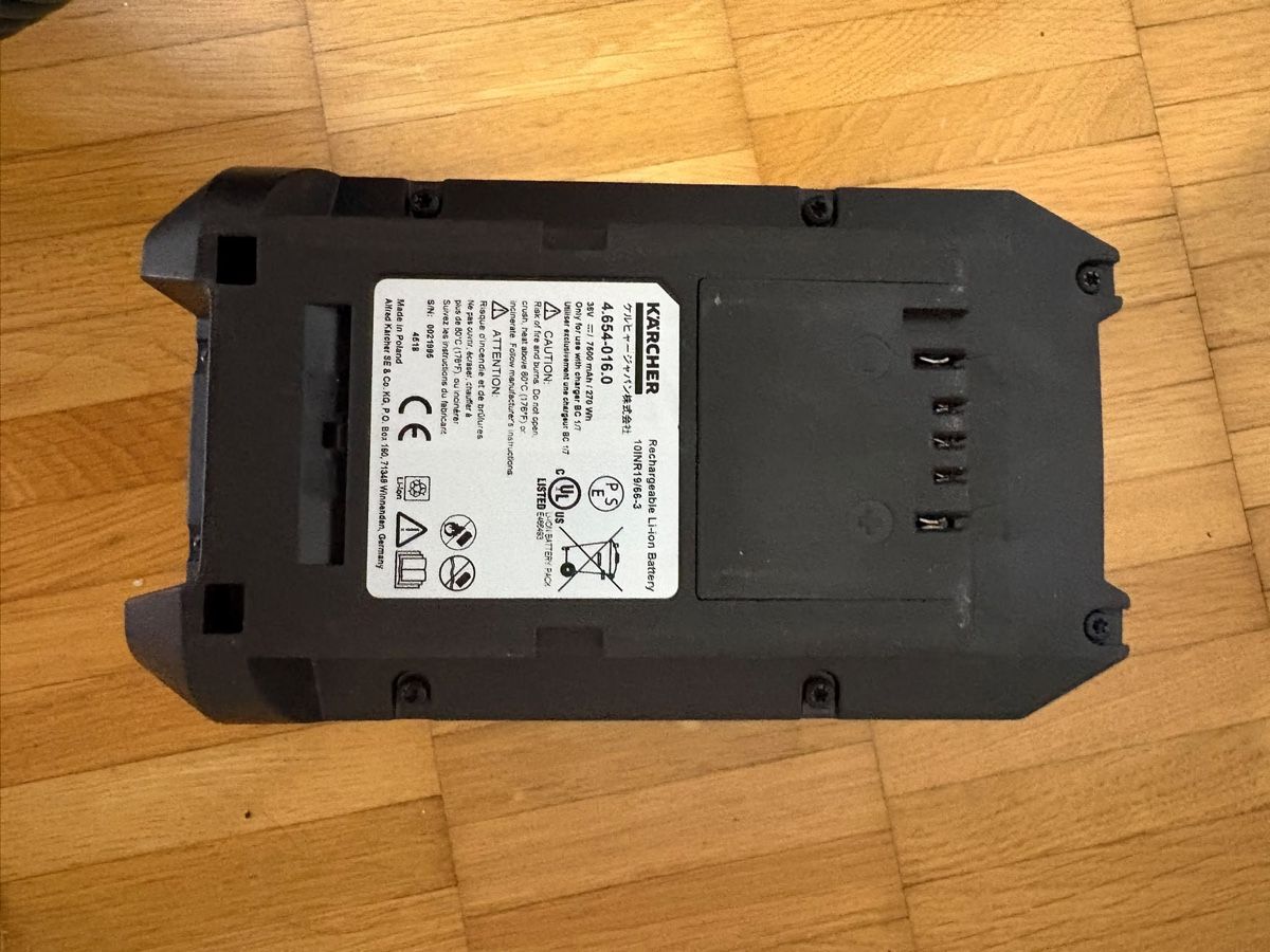 Aspirapolveri & Accessori: Karcher Backpack Vacuum Cleaner  – Usato da Niederglatt ZH venduto da bil_r6gf 7