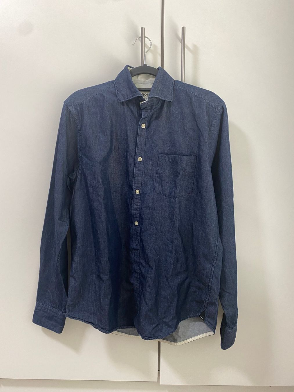 Chemises: Blue "Fil Noir" shirt – D'occasion à Vogorno par dlwlsns