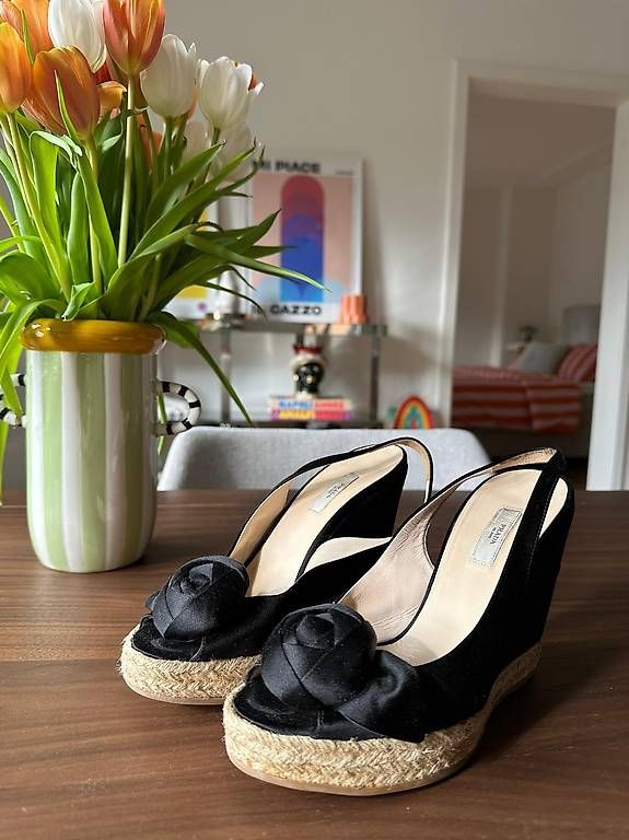 Scarpe da donna: PRADA Wedges 36.5  schwarze Espadrilles mit Keilabsatz – Usato da Zürich venduto da Lola_Link