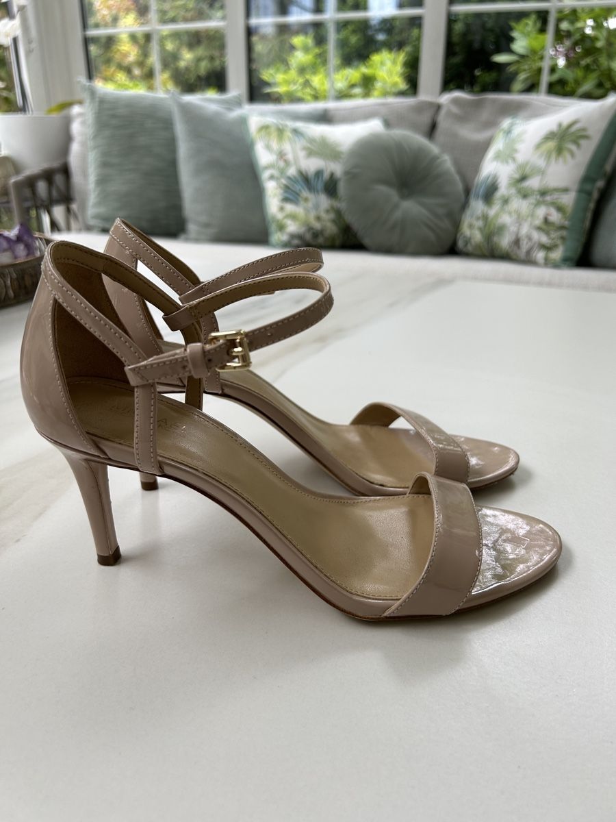 Michael Kors Scarpe da donna: Michael Kors sandals – Usato da Pfeffingen venduto da Eva_GoVintage