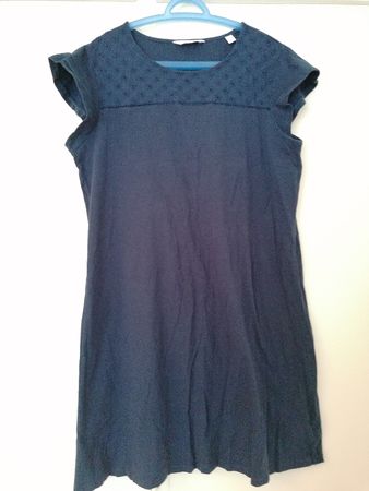 Robe d'été ample et confortable taille 40/42 portée une fois