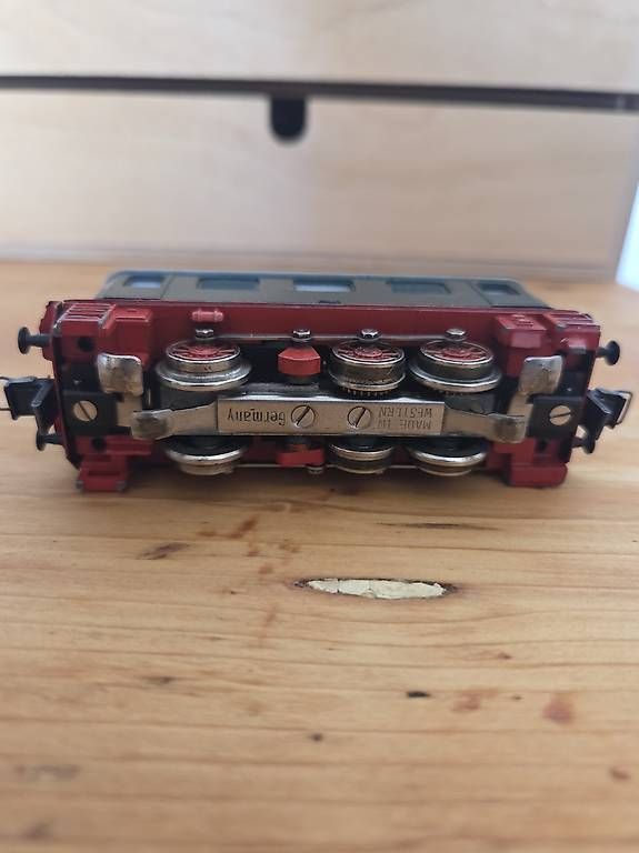 Modelleisenbahnen: Locomotive électrique Trix Express   – Gebraucht aus La Sagne NE von all_dl6x 1
