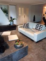 Ledersofa cremeweiss