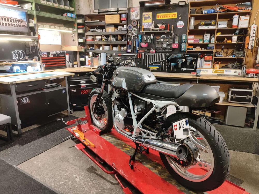 HONDA XBR 500_Jg.1986_CAFERACER (Gebraucht) in Sarmenstorf für CHF 6900 ...