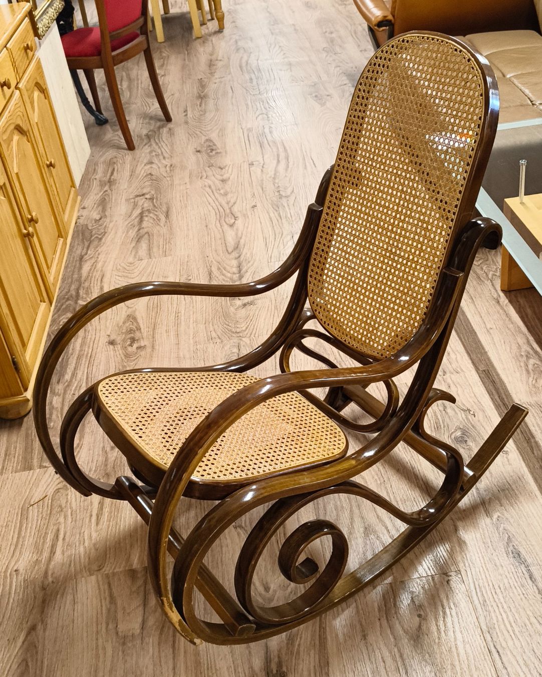 Chaises: Schaukelstuhl – D'occasion à Basel par bk_brockibasel 2