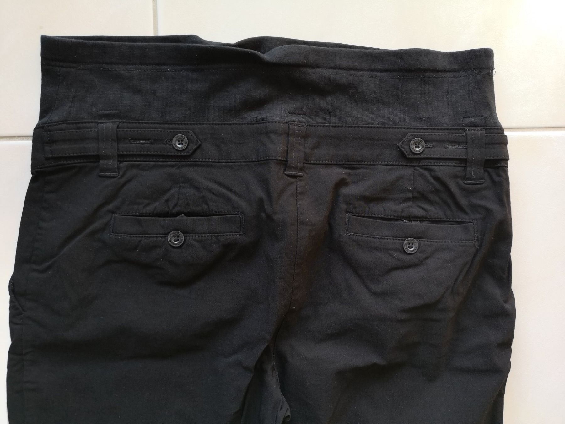 Pantaloni: Stretch Schwangerschaftshosen Gr.42 – Usato da Arth venduto da Africa44 3