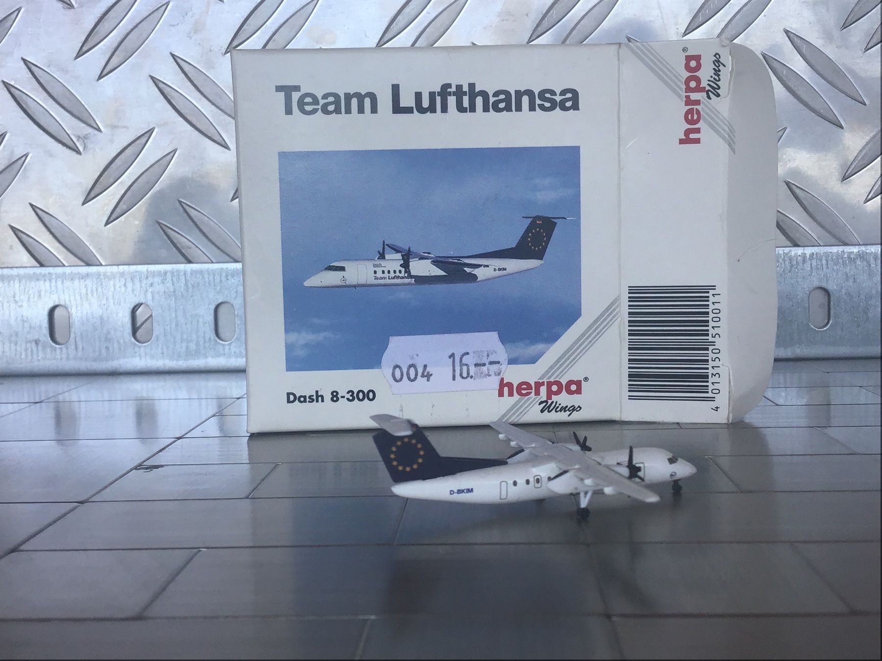 Herpa Kit di modellismo & Modellini statici: HERPA TEAM LUFTHANSA – Usato da Männedorf venduto da Spezial-Modelle