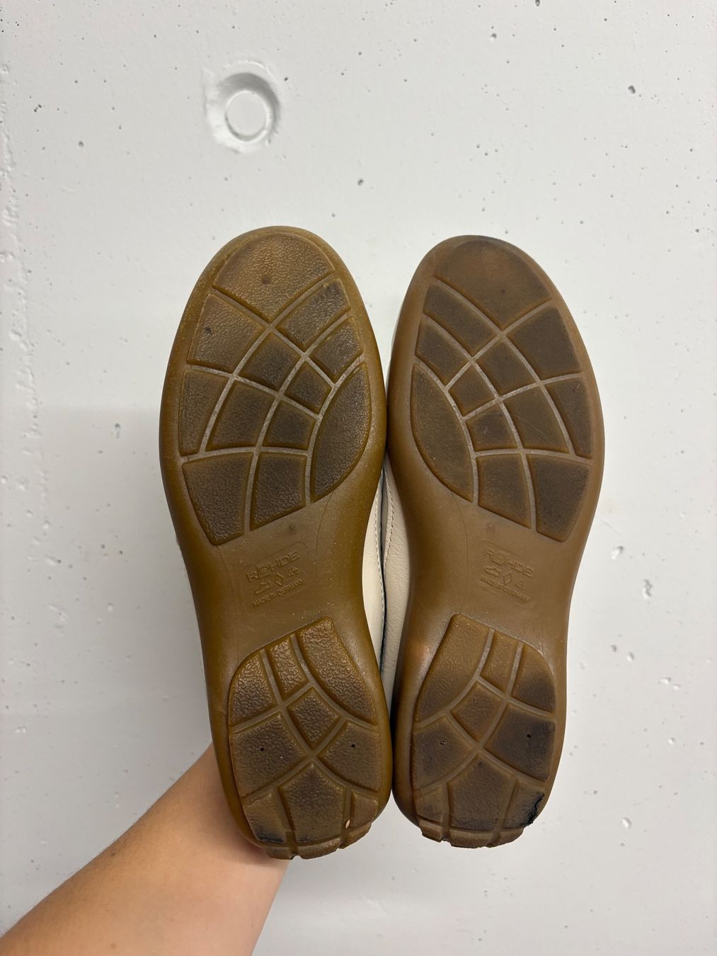 Scarpe da donna: Caprice Halbschuhe Schuhe Gr. 37 Leder beige – Nuovo (secondo la descrizione) da Regensdorf venduto da secondchancefashion 5
