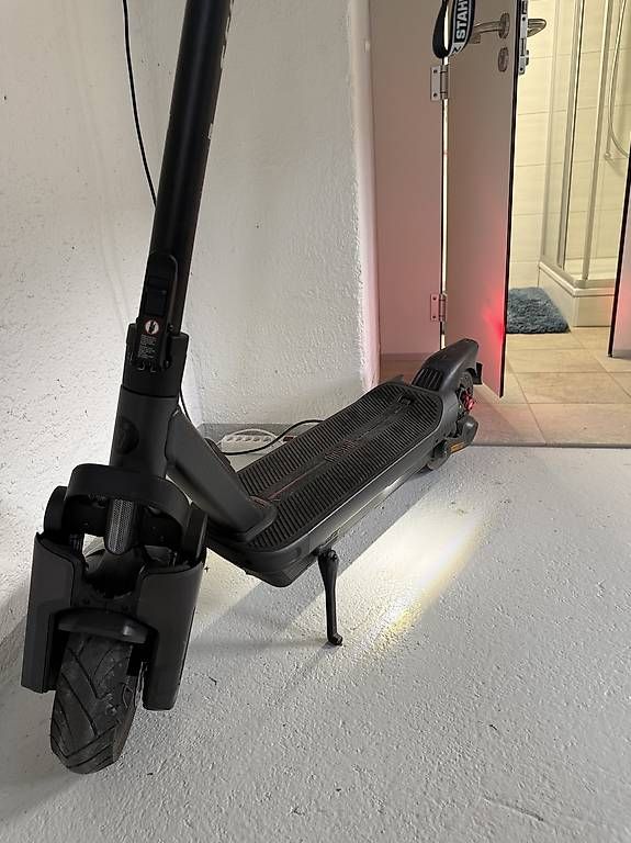 Veicoli elettrici: Segway G3 Max Tauche Kukirin g2 Master oder Kukirin g4  – Usato da Wohlen AG venduto da Conan. 3