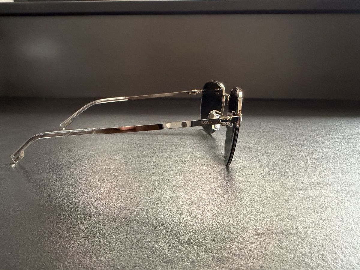 Occhiali & Lenti: Lunettes de soleil BOSS Neuf – Nuovo e nell'imballaggio originale da La chaux-de-fonds venduto da dsi_fxd8 2