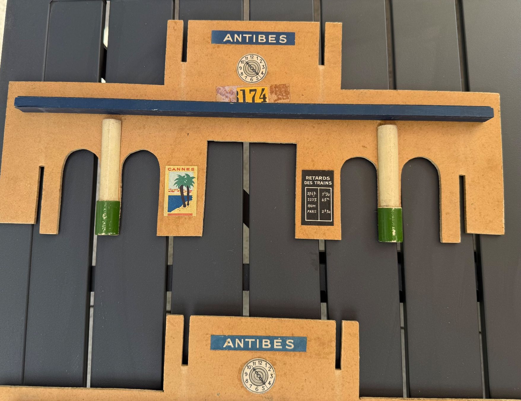 Hornby Modelleisenbahnen: Gare d'Antibes - Série Hornby – Gebraucht aus Denges von peumens 7