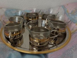 Edles Tee Set mit Goldrand
