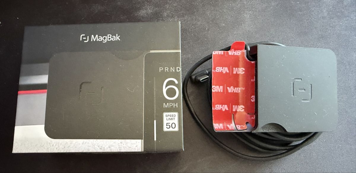 Tesla Caricabatterie: Chargeur MagBak pour Tesla – Nuovo e nell'imballaggio originale da Confignon venduto da S-300