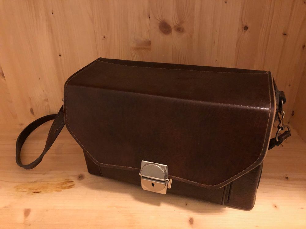 Robuste Umhängetasche (braun) 1