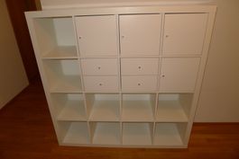Regal IKEA  KALLAX,  mit Türchen,  in Hochglanz weiss