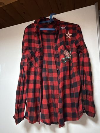 Camicia a quadri rossa nera con ricami buono stato