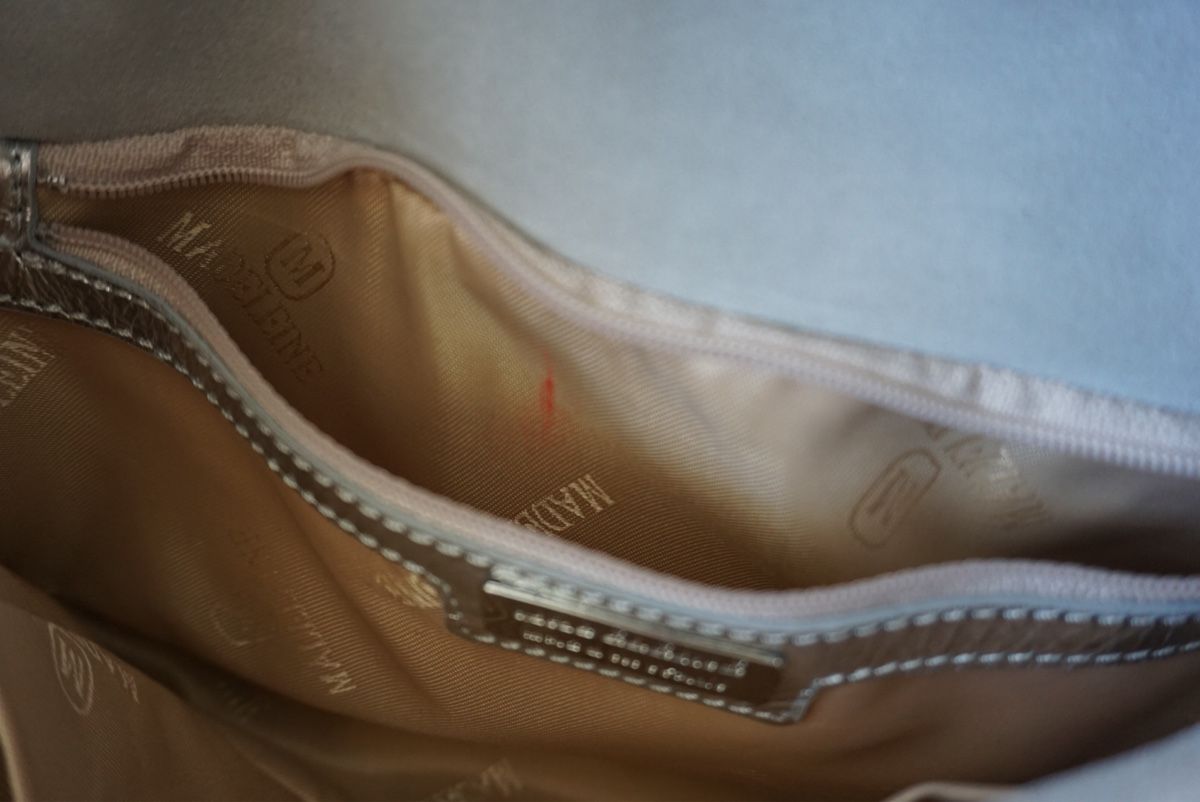 Taschen für Damen: Elegante  silberne Madleine Handtasche – Gebraucht aus Binningen von anggelinnaa 2