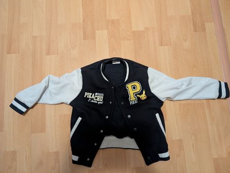Pokémon Baseballjacke  Grösse 134 cm