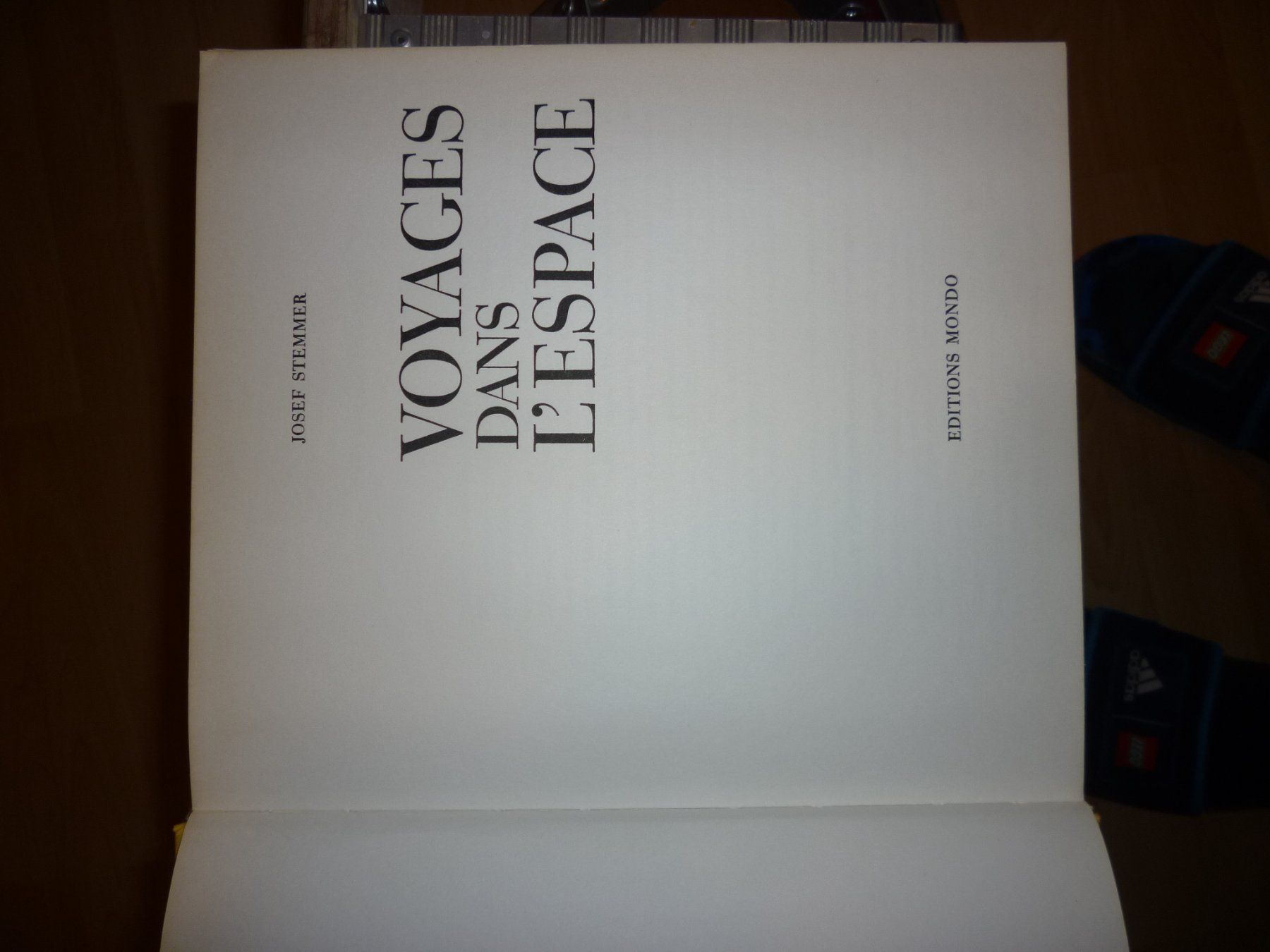 Libri: Livre collection Mondo – Usato da Combremont-le-Grand venduto da Toto55 1