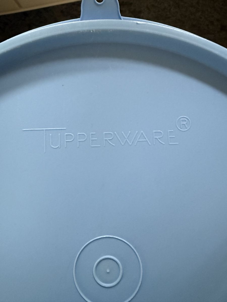 Tupperware Behälter & Ähnliches: Tupperware Kübel – Gebraucht aus Burglauenen von TheAngel 2