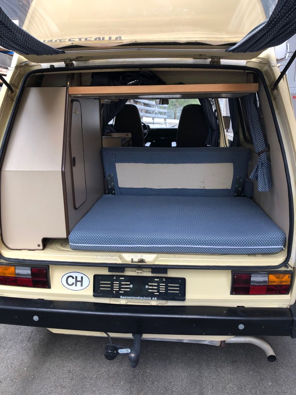 VW Veicoli da campeggio: VW T3 Bus Camper – Usato da Gstaad venduto da Johny3 3